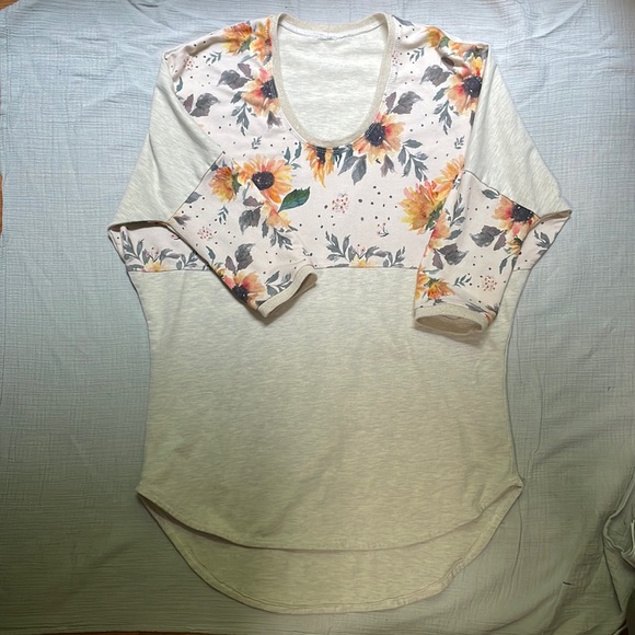 🌻 Raglan Sweater - Picture 9 of 9